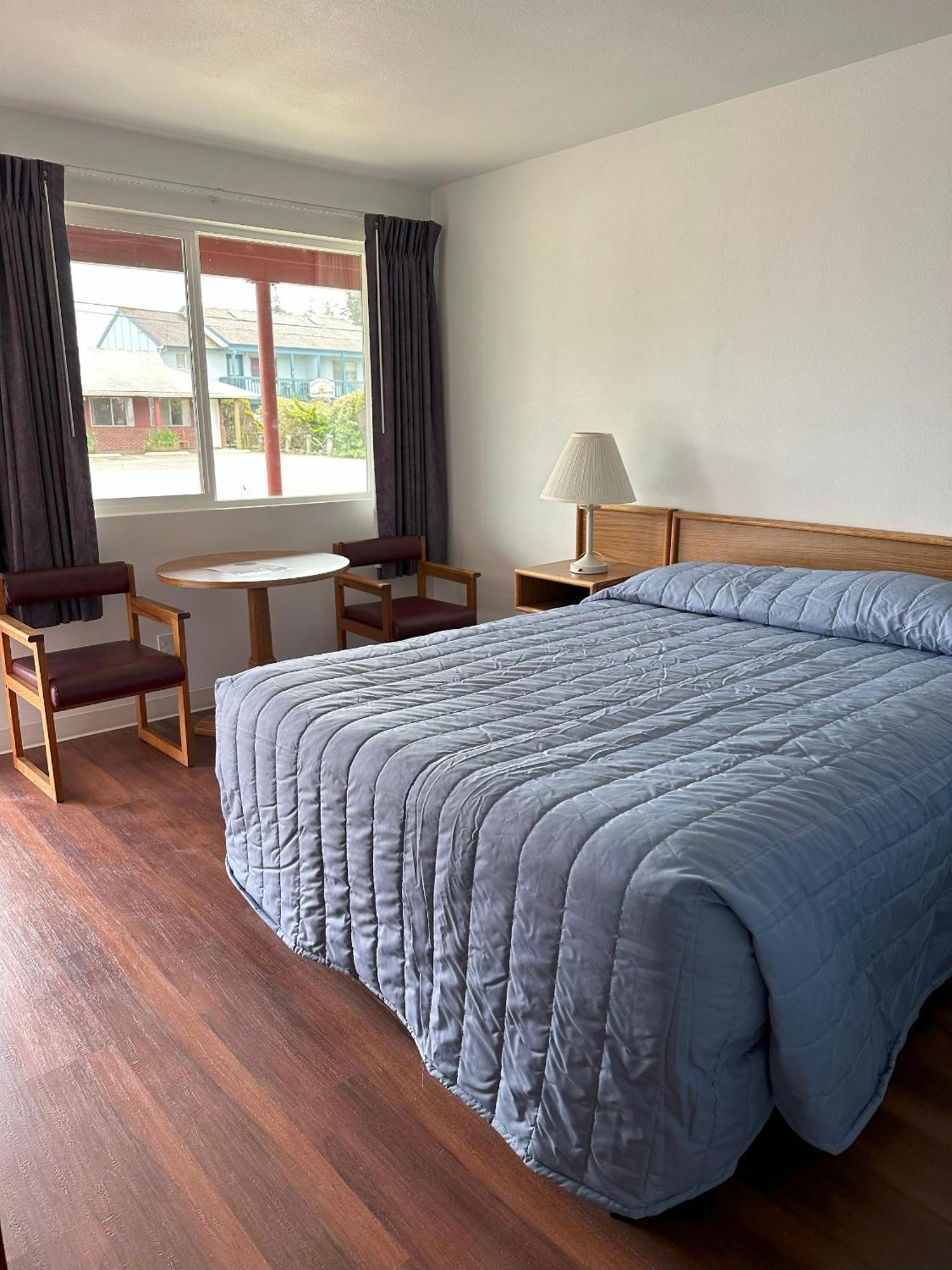 Motel Captain John's 2*